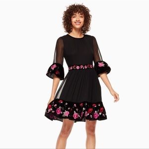 Kate Spade Madison Avenue Lyssa Dress size 2 like new .